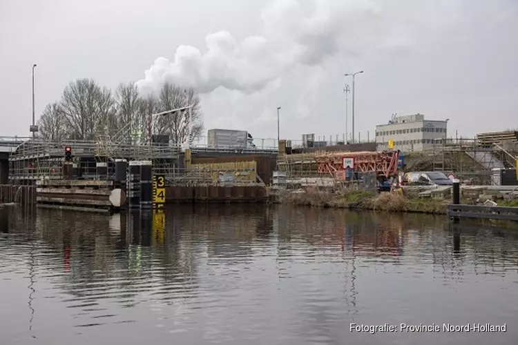 Zorgen om halen opleverdatum Leeghwaterbrug bij Alkmaar