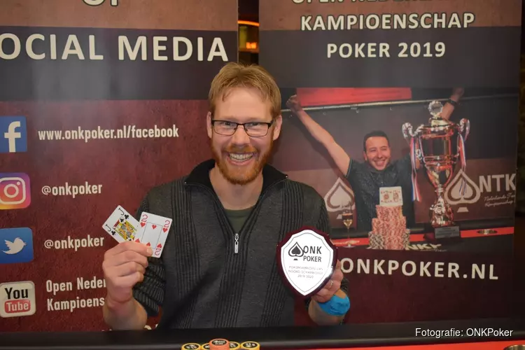 Rob Kuin is Pokerkampioen van Noord-Scharwoude