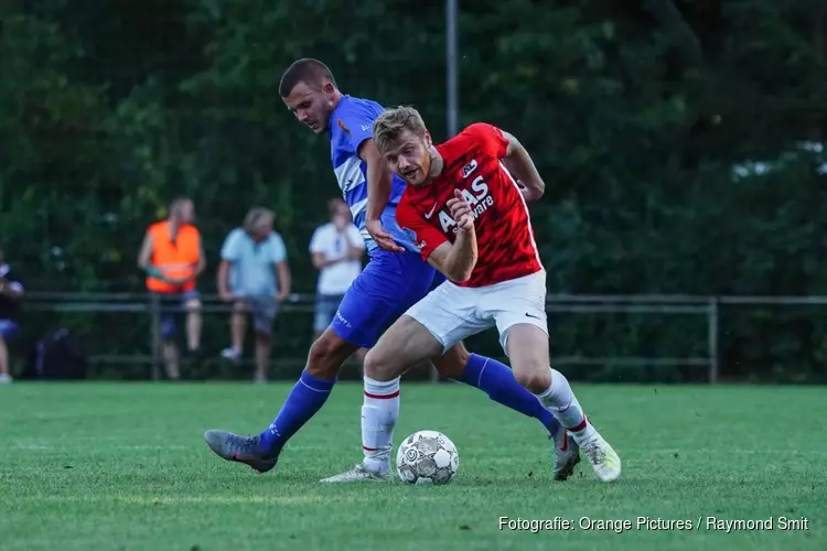 AZ ook nipt onderuit tegen PEC Zwolle in oefencampagne