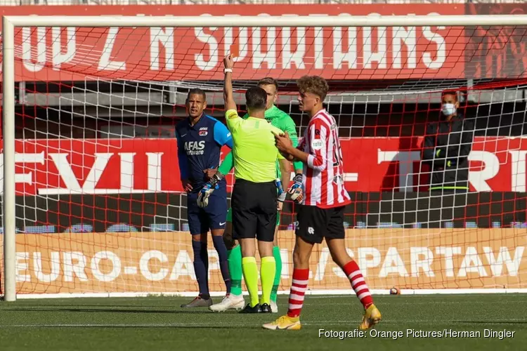 AZ vervalt in zelfde fouten in knotsgek duel bij Sparta