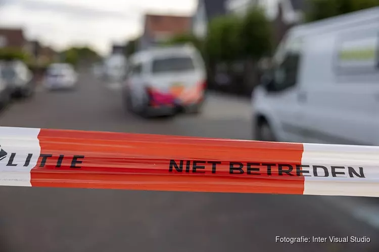 Man gewond bij woningoverval, politie zoekt getuigen