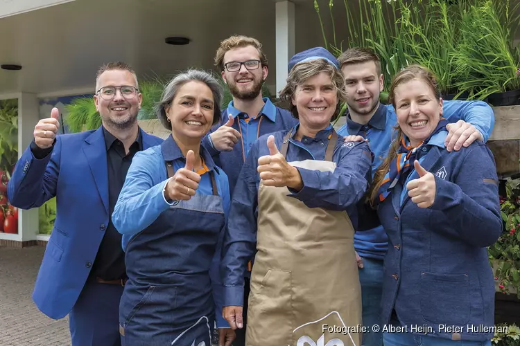 Vertrouwd winkelteam in gloednieuwe Albert Heijn Noord-Scharwoude