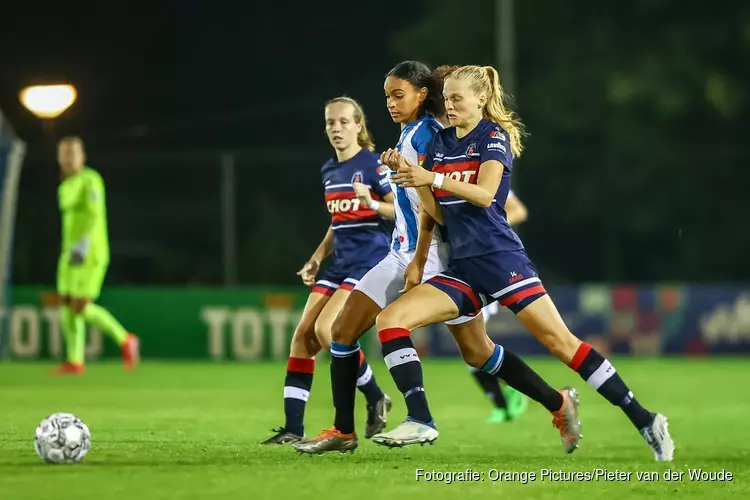 Twee goals van Roosjen niet genoeg voor winst VV Alkmaar, SC Heerenveen in slotfase op gelijke hoogte