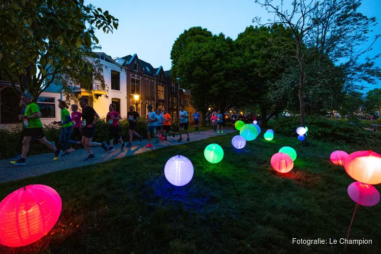 Alkmaar swingt tijdens 9e editie Alkmaar City Run by night