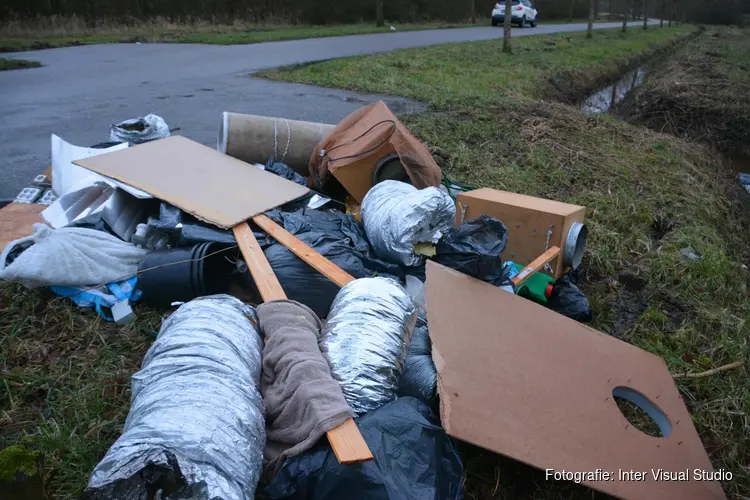 Restanten hennepkwekerij gedumpt in Koedijk