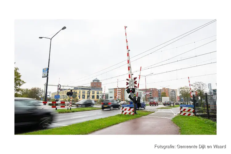 Spooroverwegovergang zestien maanden dicht? 'Ga toch fietsen!'